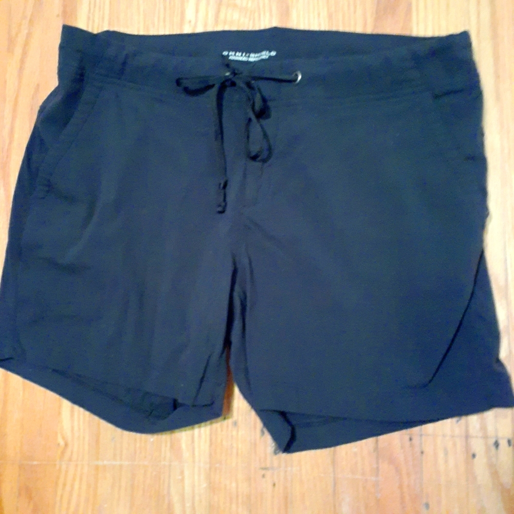 Columbia black Omni Shield nylon blend shorts